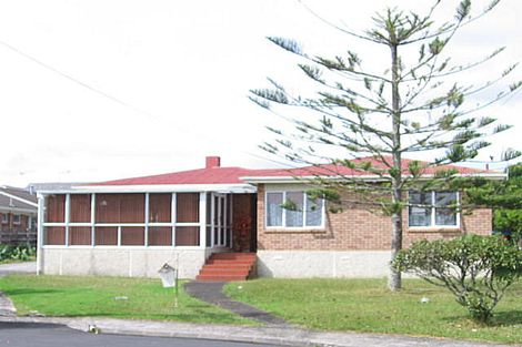 Photo of property in 7 Rowan Terrace, Te Atatu South, Auckland, 0610