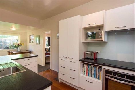 Photo of property in 11 Claremont Avenue, Papanui, Christchurch, 8053