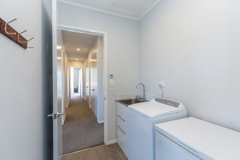 Photo of property in 13 Plains Avenue, Masterton, 5810