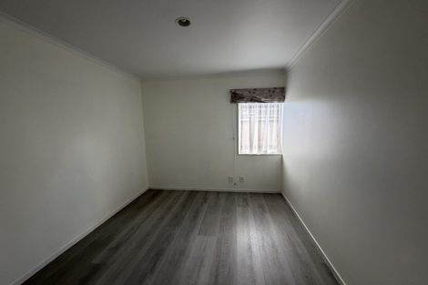 Photo of property in 34 Millhouse Drive, Northpark, Auckland, 2013