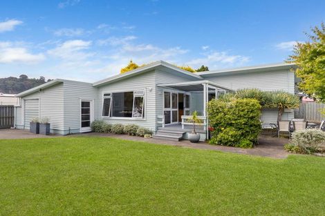 Photo of property in 19 Pohutu Street, Whakatane, 3120
