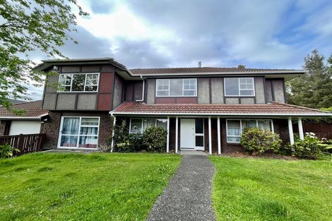 Photo of property in 11 Ravenstone Place, Chatswood, Auckland, 0626