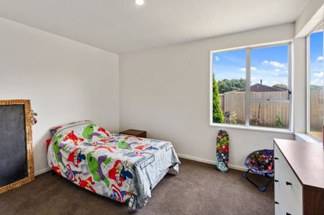 Photo of property in 4 Portnall Place, Parklands, Christchurch, 8083