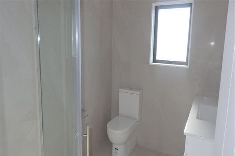 Photo of property in 12b Greers Road, Weymouth, Auckland, 2103