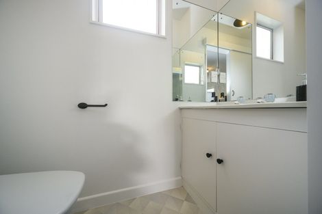 Photo of property in 30 Terry Crescent, Milson, Palmerston North, 4414