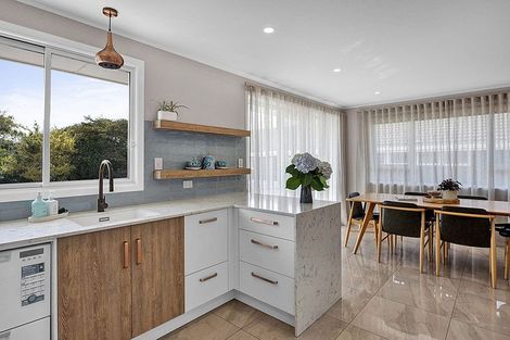 Photo of property in 93 Waihi Road, Hawera, 4610