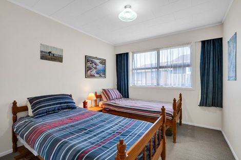 Photo of property in 4 Bronte Place, Whalers Gate, New Plymouth, 4310