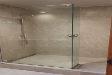 Photo of property in 27a Welland Place, Hillcrest, Auckland, 0627