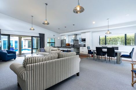 Photo of property in 29 Beach Road, Waikawa, Picton, 7220