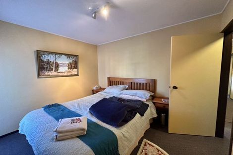 Photo of property in 9 Loloma Drive, Half Moon Bay, Auckland, 2012