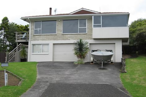 Photo of property in 20 Chipping Dale, Mangere Bridge, Auckland, 2022