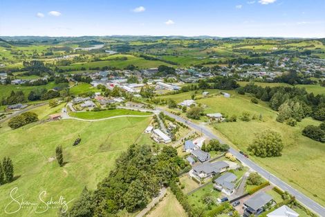 Photo of property in 45 Gorge Road, Maungaturoto, 0520