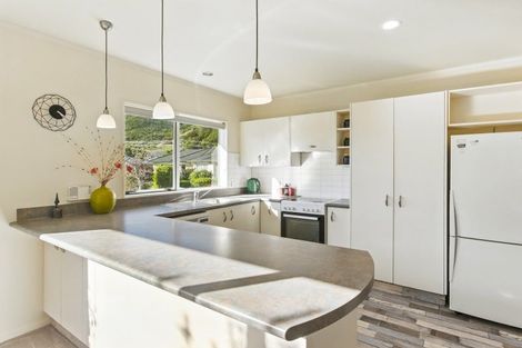 Photo of property in 27 Villa Grove, Paraparaumu, 5032