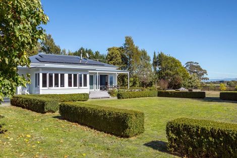 Photo of property in Gladstone Road, Gladstone, 5884