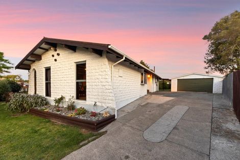 Photo of property in 73 Warren Crescent, Hillmorton, Christchurch, 8025