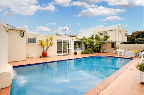 Photo of property in 3 Moana Place, Taradale, Napier, 4112