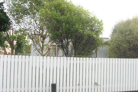 Photo of property in 1/13 Mana Esplanade, Paremata, Porirua, 5026