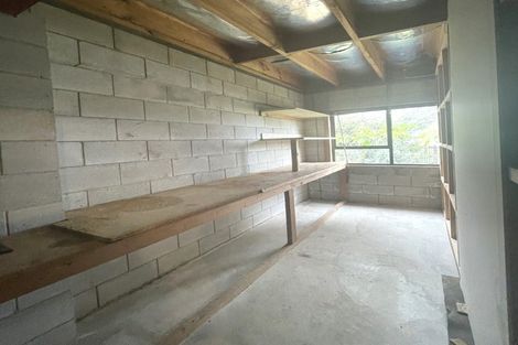 Photo of property in 35 Kirby Street, Glendene, Auckland, 0602