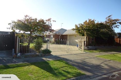 Photo of property in 35 Boston Parade, Kelvin Grove, Palmerston North, 4414
