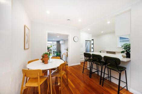 Photo of property in 7 Stirling Crescent, Hokowhitu, Palmerston North, 4410