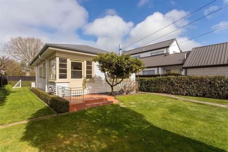 Photo of property in 52 Paparoa Street, Papanui, Christchurch, 8053