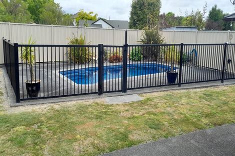 Photo of property in 4 Bourke Place, Havelock North, 4130