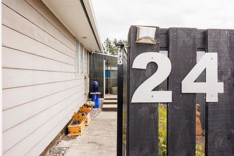 Photo of property in 24 Barton Street, Marton, 4710