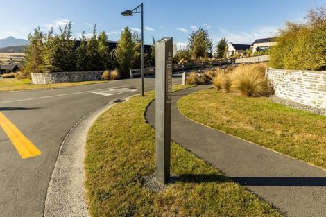 Photo of property in 5 Falconer Rise, Jacks Point, Queenstown, 9371