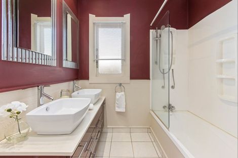 Photo of property in 11 Hyderabad Road, Marewa, Napier, 4110