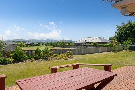 Photo of property in 4 Mcdonald Way, Lansdowne, Masterton, 5810