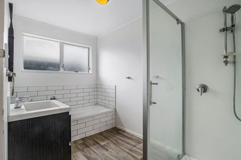 Photo of property in 10 Tainui Street, Castlecliff, Whanganui, 4501