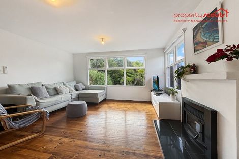 Photo of property in 80 Braemar Road, Castor Bay, Auckland, 0620
