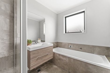 Photo of property in 9 Tuaraki Drive, Wellsford, 0900