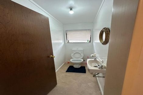 Photo of property in 2/346 Main Road, Tawa, Wellington, 5028