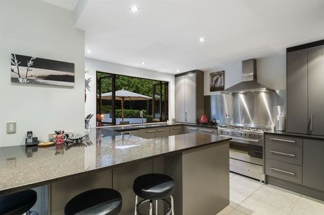 Photo of property in 25a Hastings Road, Mairangi Bay, Auckland, 0630