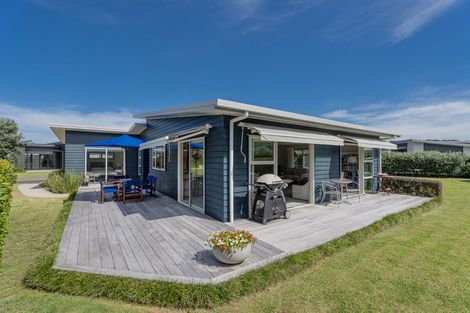 Photo of property in 15 Admiral Drive, Cooks Beach, Whitianga, 3591