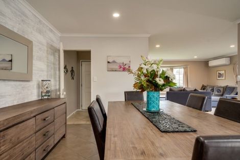 Photo of property in 53 Ocean Crest, Papamoa Beach, Papamoa, 3118