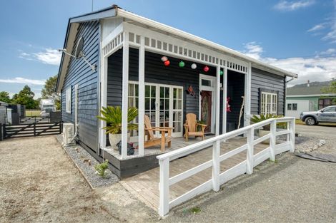 Photo of property in 70 Moorhouse Street, Ross, 7812