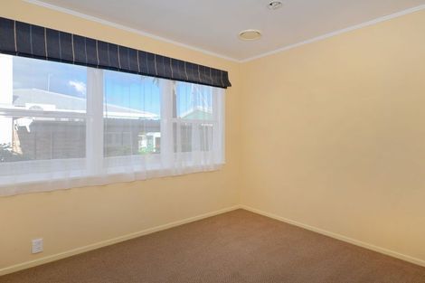 Photo of property in 16 Carr Street, Te Kamo, Whangarei, 0112
