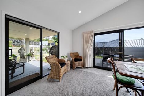 Photo of property in 36 Fernbrook Drive, Hurworth, New Plymouth, 4310