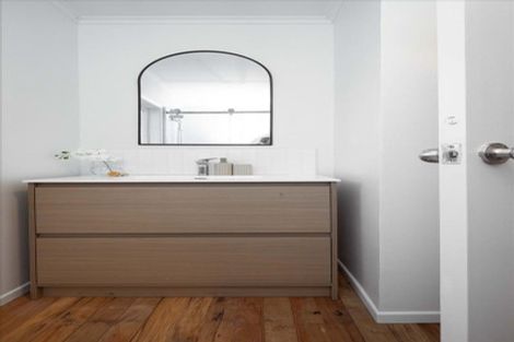 Photo of property in 19 Dunlop Road, Te Puke, 3119