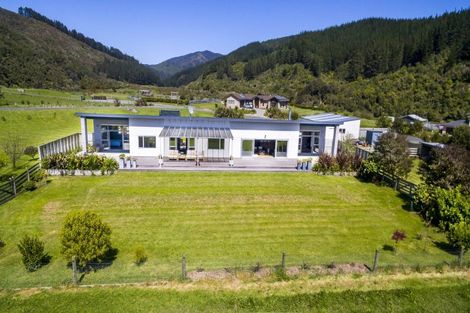 Photo of property in 80b Gilbert Road, Kaitoke, Upper Hutt, 5018