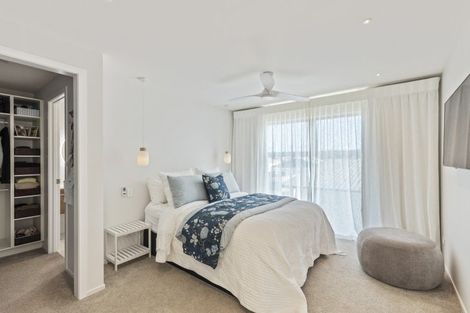 Photo of property in 199a Gill Street, Strandon, New Plymouth, 4312