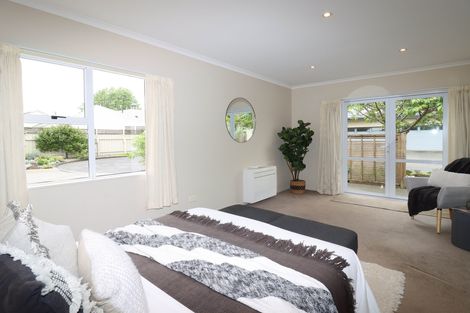 Photo of property in 28 Deller Drive, Carterton, 5713