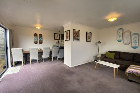 Photo of property in 1 Barry Street, Ferndale, New Plymouth, 4310