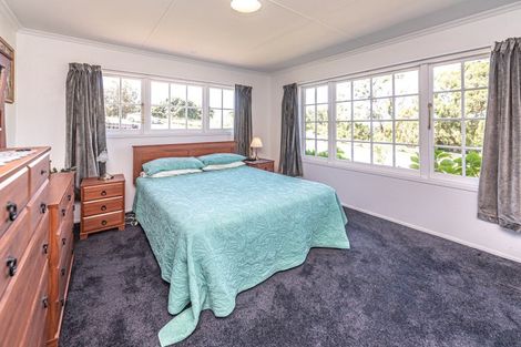 Photo of property in 2 Montgomery Road, Otamatea, Whanganui, 4501