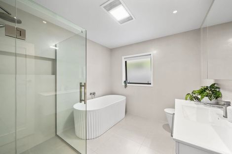 Photo of property in 56 Solway Avenue, Ilam, Christchurch, 8041