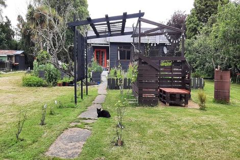 Photo of property in 18 Half Mile Road, Tuatapere, 9620