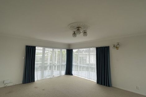 Photo of property in 1/5 Fenwick Avenue, Milford, Auckland, 0620