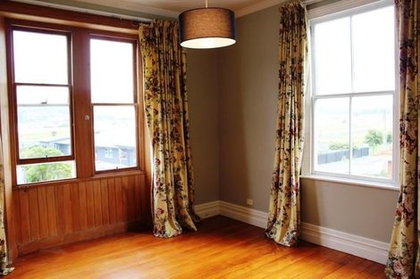 Photo of property in 147 Victoria Road, Saint Clair, Dunedin, 9012